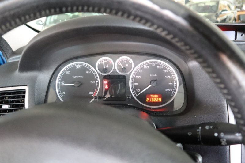 PEUGEOT 307 2.0 HDI DE 136 CV Y 6 VELOCIDADES