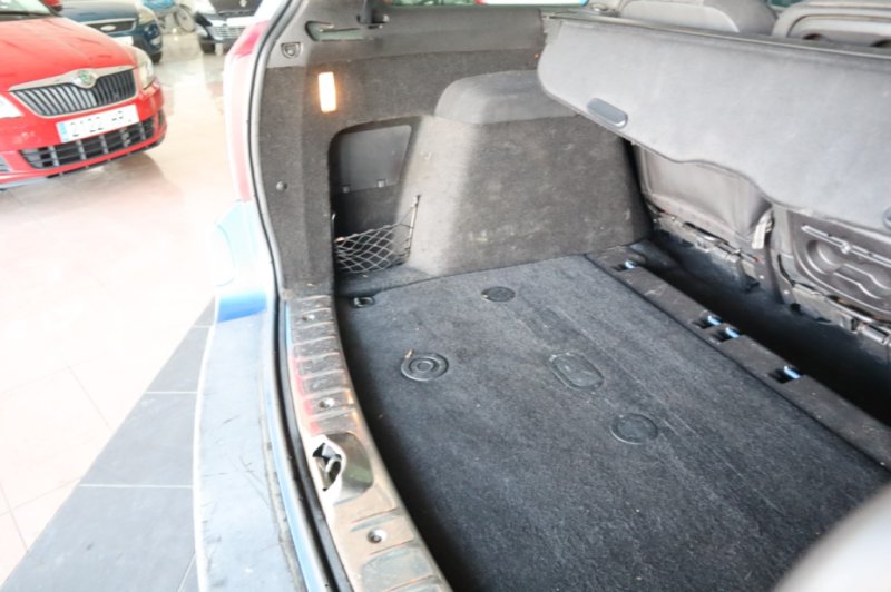 PEUGEOT 307 2.0 HDI DE 136 CV Y 6 VELOCIDADES