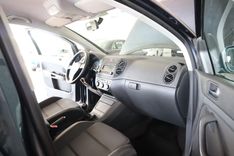 VOLKSWAGEN GOLF 2.0 TDI DE 140 CV Y 6 VELOCIDADES