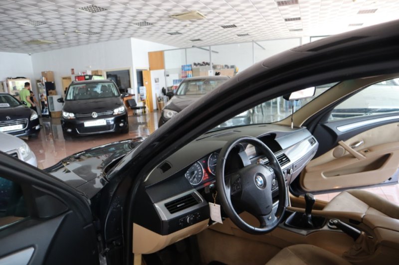 BMW 520 D TURBO DIESEL DE 177 CV  CON 6V.