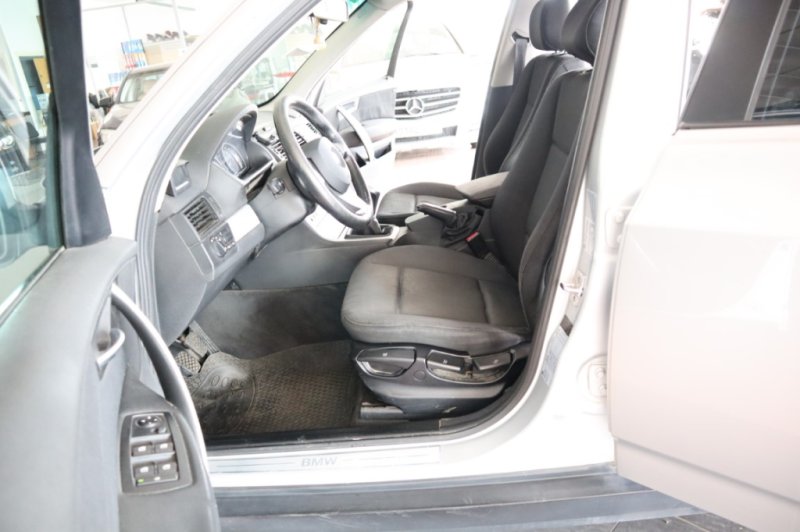 BMW X3 2.0 TURBO DIESEL DE 150 CV CON 6 VEL.