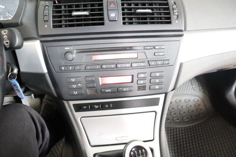 BMW X3 2.0 TURBO DIESEL DE 150 CV CON 6 VEL.