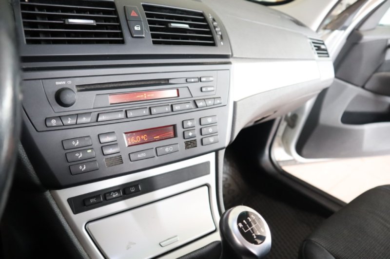 BMW X3 2.0 TURBO DIESEL DE 150 CV CON 6 VEL.