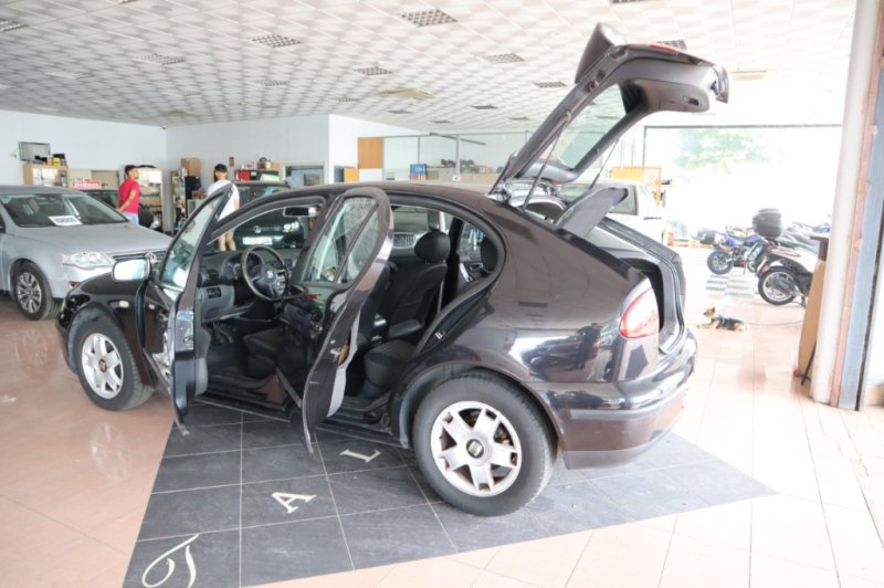 SEAT LEON 1900 TDI TURBO DIESEL DE 110 CV