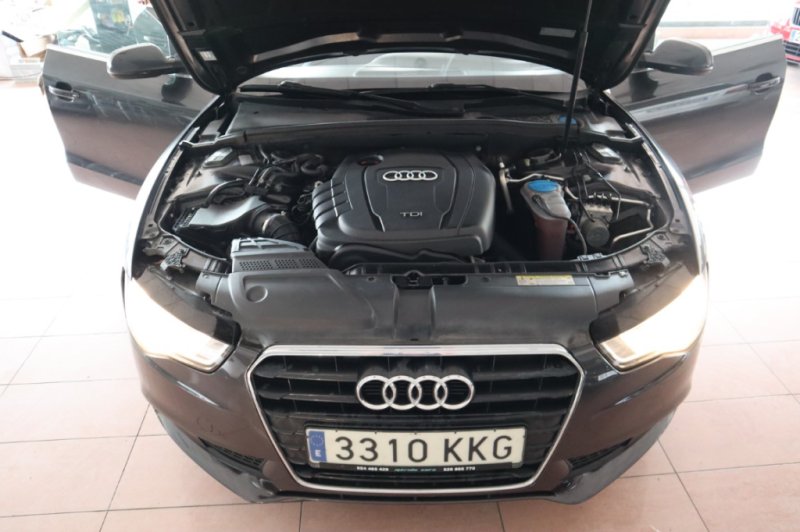 AUDI A5 2.07 TDI CON 6 VELOCIDADES