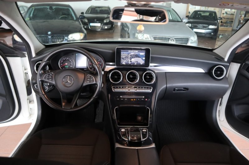 MERCEDES-BENZ C 200 TURBO DIESEL CON CAMBIO AUTOMATICO