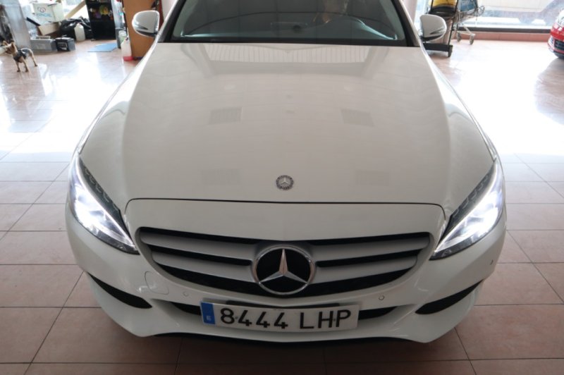 MERCEDES-BENZ C 200 TURBO DIESEL CON CAMBIO AUTOMATICO