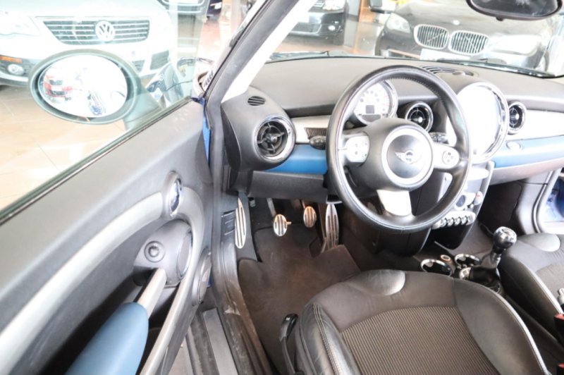MINI COOPER S 1600 CC INYECCION DE GASOLINA CON 6 V