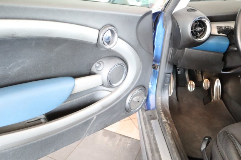 MINI COOPER S 1600 CC INYECCION DE GASOLINA CON 6 V