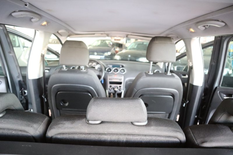 PEUGEOT 308 1600 HDI CON 110 CV