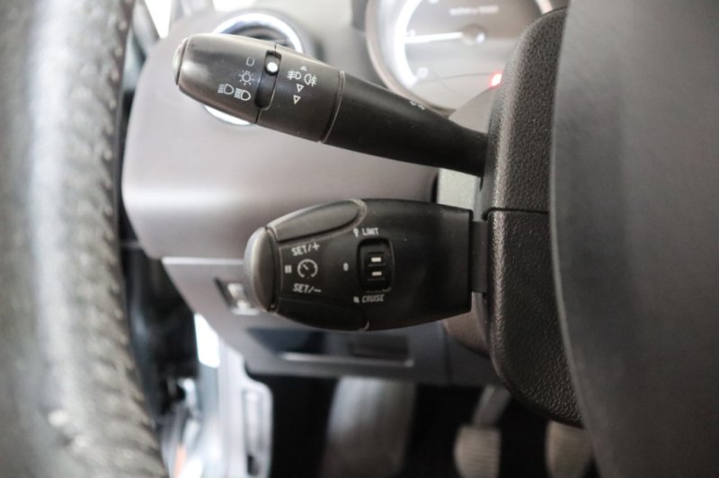 PEUGEOT 308 1600 HDI CON 110 CV
