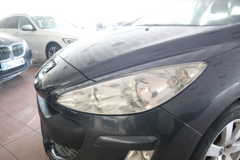 PEUGEOT 308 1600 HDI CON 110 CV