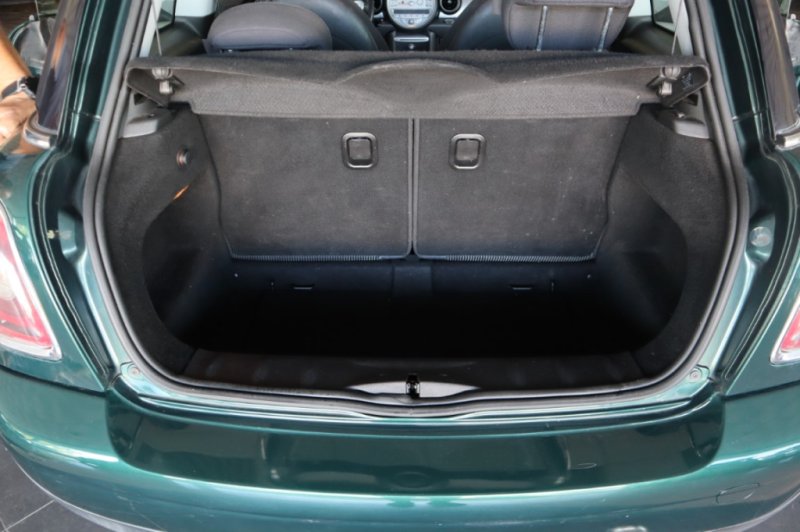 MINI COOPER 1600 CC INYECCION DE GASOLINA CON 120 CV