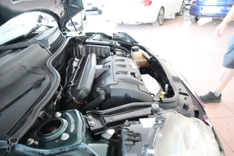 MINI COOPER 1600 CC INYECCION DE GASOLINA CON 120 CV