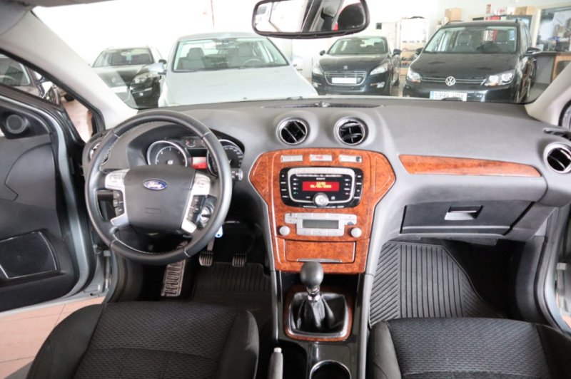 FORD MONDEO 2.0 TURBO DIESEL DE 140 CV Y CON 6 VEL.