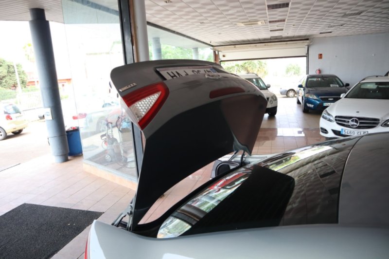 FORD MONDEO 2.0 TURBO DIESEL DE 140 CV Y CON 6 VEL.