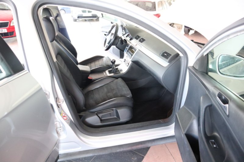 VOLKSWAGEN PASSAT 2.0 TDI DE 140 CV Y CAJA CAMBIOS DE 6 V.