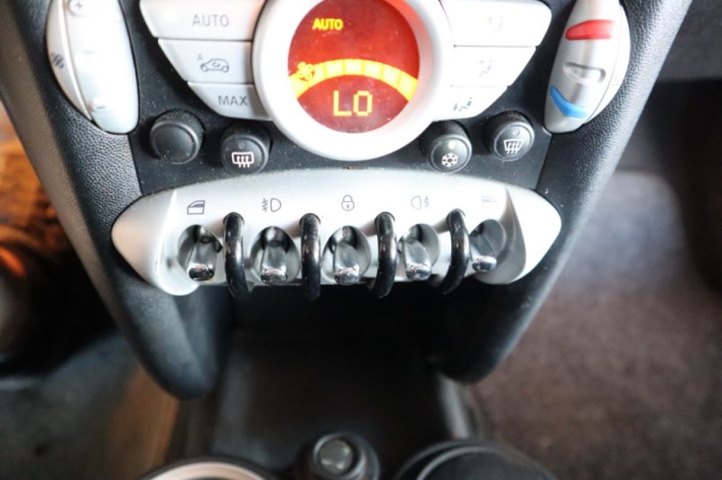 MINI ONE COOUPER 1600 CC INYECCION