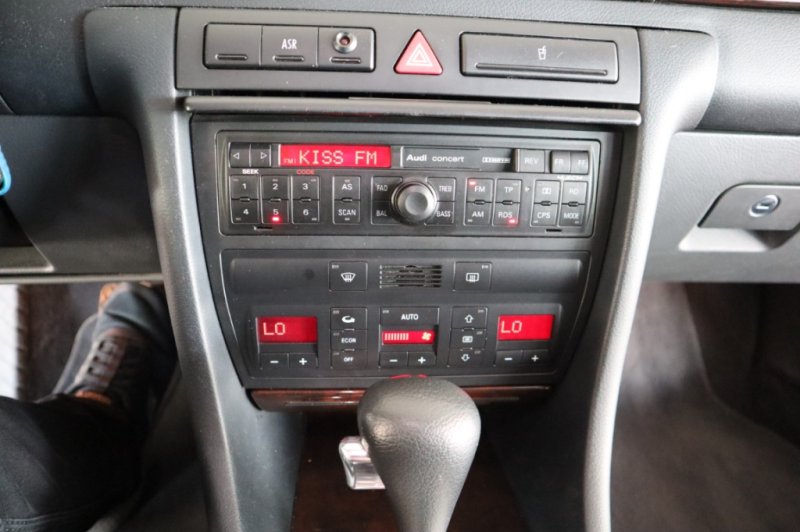 AUDI A6 2500 TDI CON 150 CV Y CAMBIO AUTOMATICO