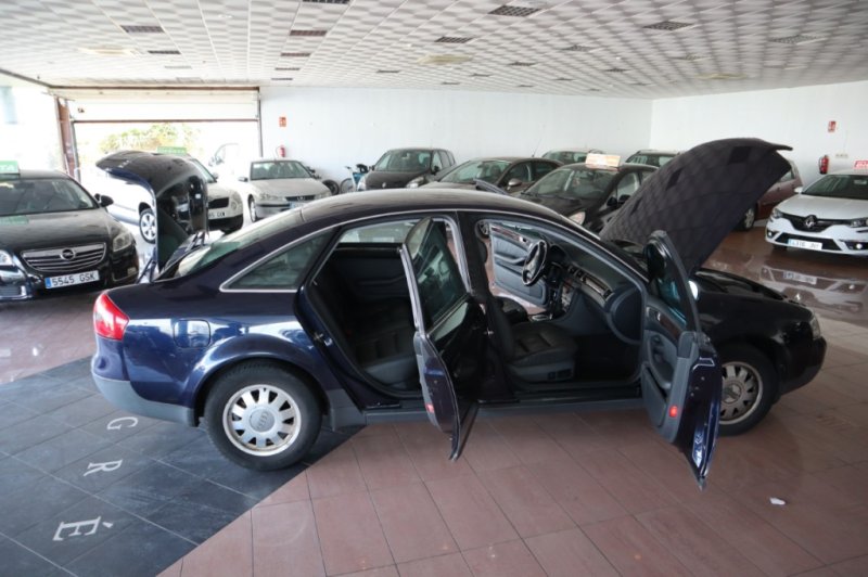 AUDI A6 2500 TDI CON 150 CV Y CAMBIO AUTOMATICO
