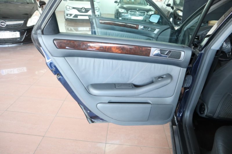 AUDI A6 2500 TDI CON 150 CV Y CAMBIO AUTOMATICO