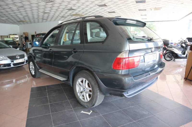 BMW X5 3000 TURBO DIESEL Y 218 CV