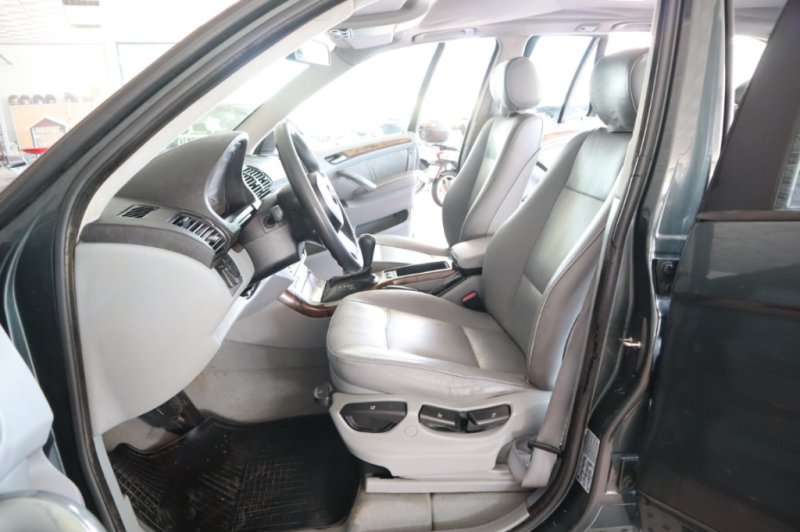 BMW X5 3000 TURBO DIESEL Y 218 CV