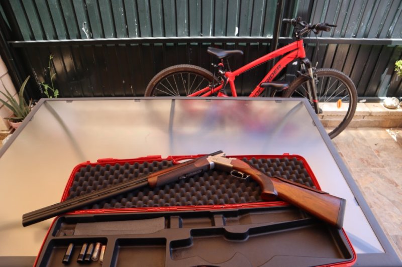ESCOPETA WINGCHESTER DE TRAP CON POLICHOK TRAP SELECT CON 5 POLICHOK