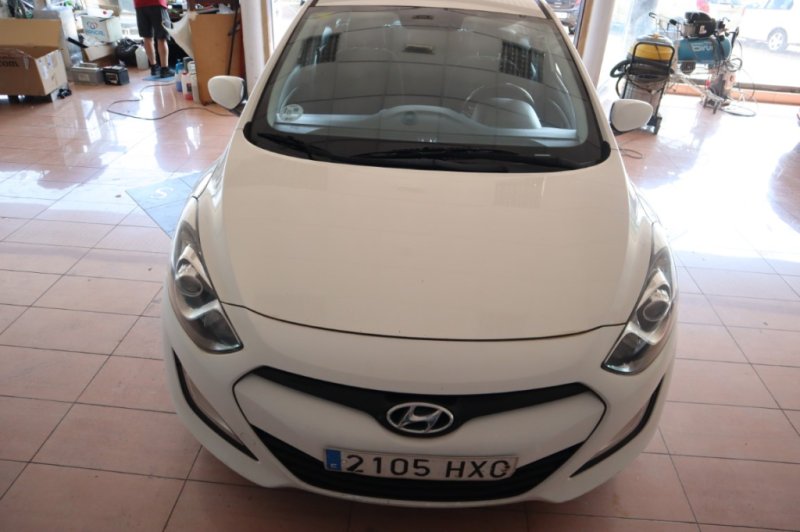 HYUNDAI I30 1400 CRDI TURBO DIESEL DE 90 CV