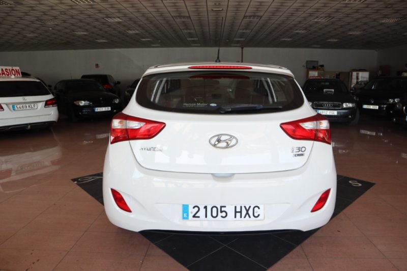 HYUNDAI I30 1400 CRDI TURBO DIESEL DE 90 CV