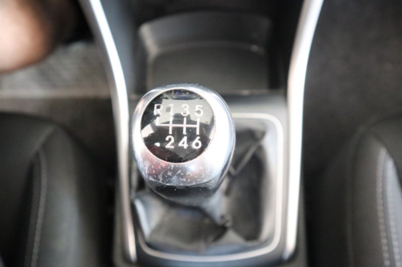 HYUNDAI I30 1400 CRDI TURBO DIESEL DE 90 CV