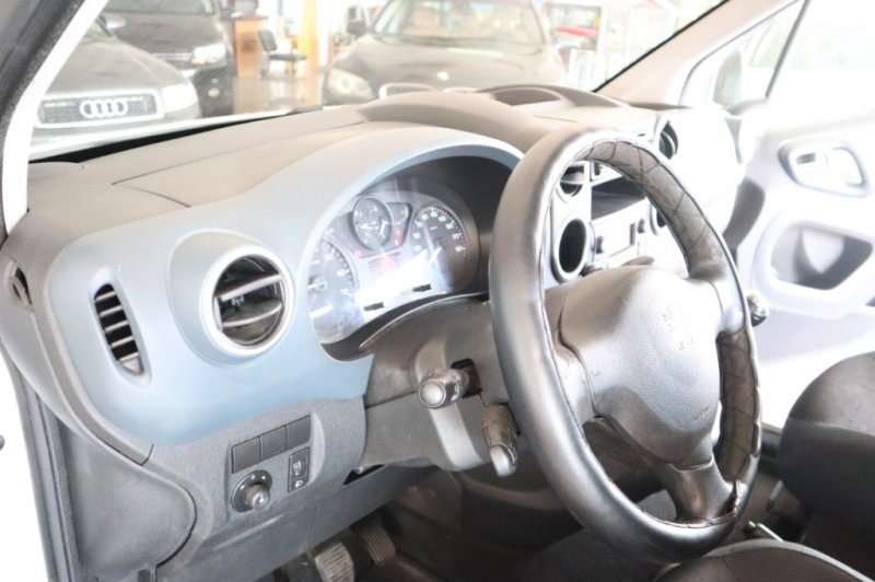 PEUGEOT PARTNER 1600 HDI DE 90 CV CON 5 PLAZAS