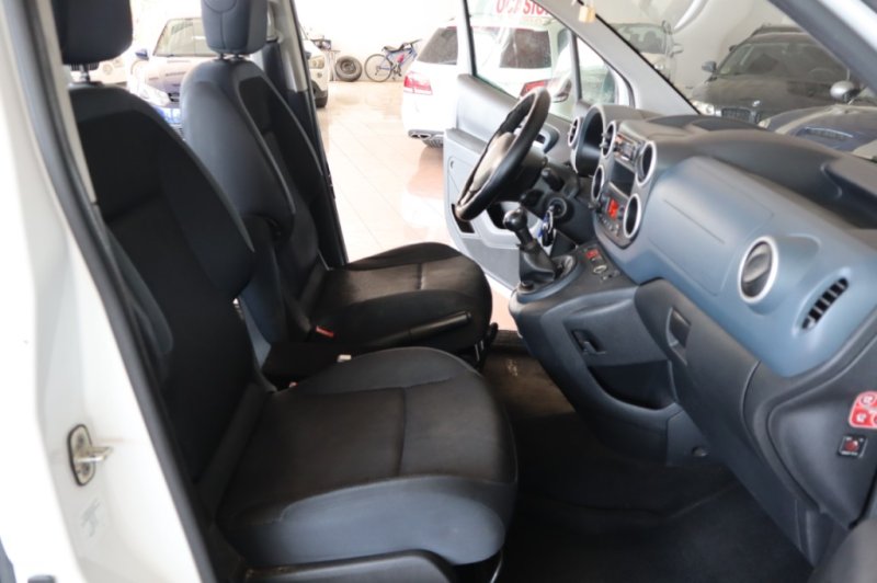 PEUGEOT PARTNER 1600 HDI DE 90 CV CON 5 PLAZAS