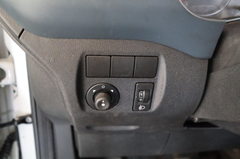 PEUGEOT PARTNER 1600 HDI DE 90 CV CON 5 PLAZAS