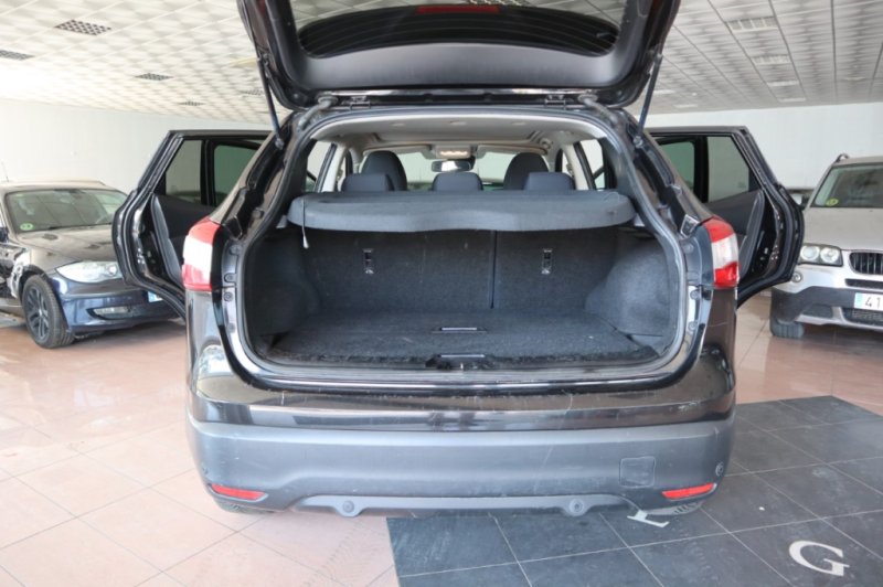 NISSAN QASHQAI MOTOR DCI N-TEC CON 130 CV Y 6 VEL.