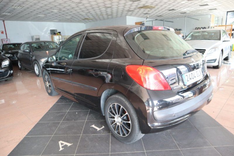 PEUGEOT 207 1400 INYECCION DE GASOLINA