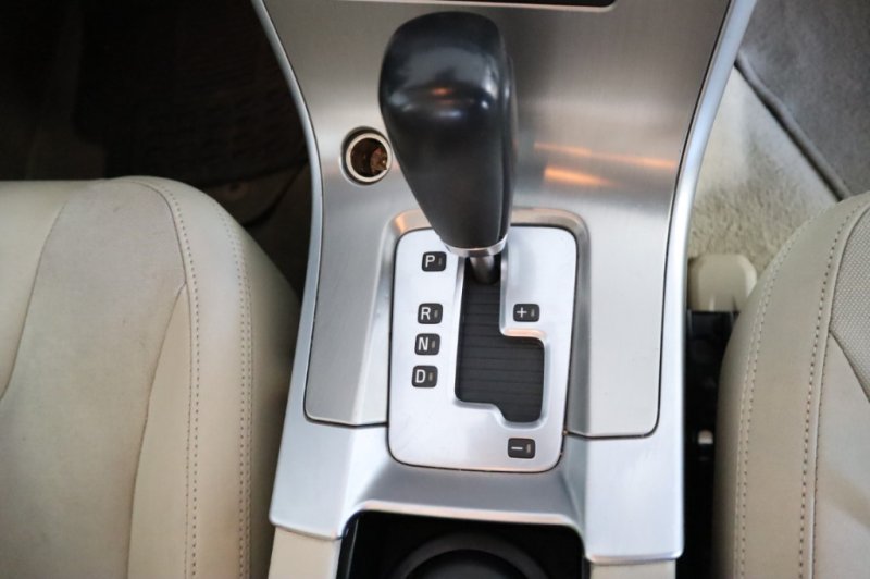 VOLVO XC-60 2.4 TURBO DIESEL D5 MOMENTUM AUT