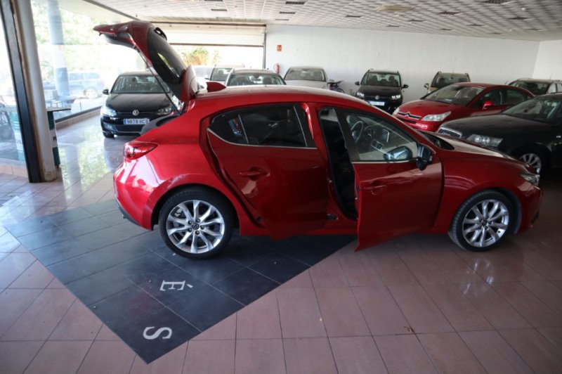 MAZDA 3 2.2 TURBO DIESEL