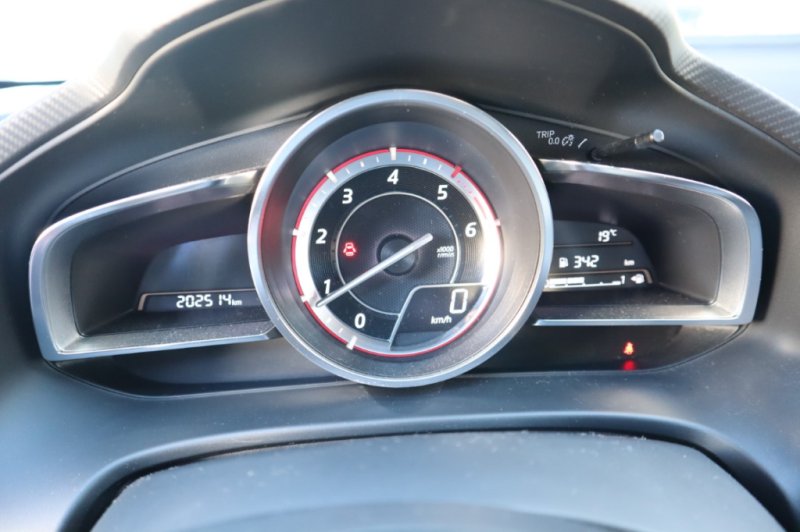 MAZDA 3 2.2 TURBO DIESEL