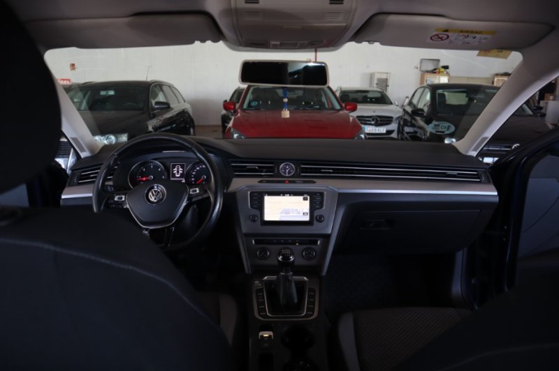 VOLKSWAGEN PASSAT 1600 CC TURBO DIESEL DE 120 CV