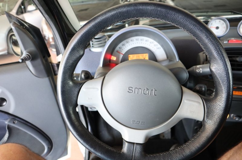 SMART FORTWO 0,7 TURBO BASIS PULSE