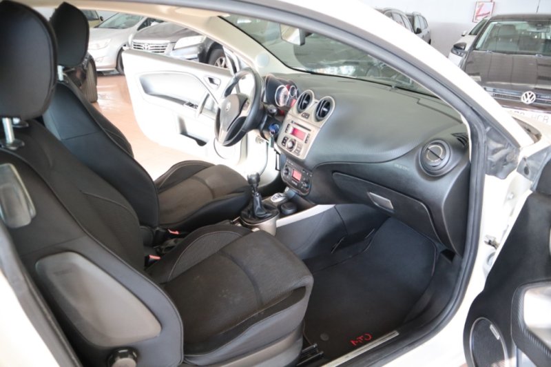 ALFA ROMEO MITO 1600 JTD DISTINCTIVE