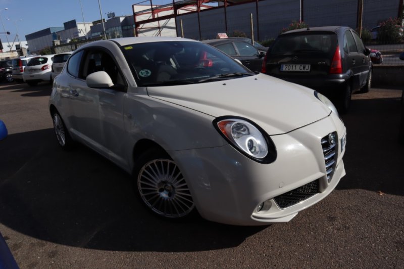 ALFA ROMEO MITO 1600 JTD DISTINCTIVE