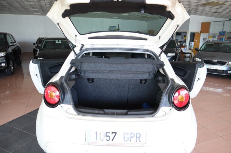 ALFA ROMEO MITO 1600 JTD DISTINCTIVE