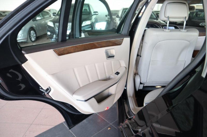 MERCEDES-BENZ E 350 E-KLASSE CDI AVANTGARDE BLUE TECT