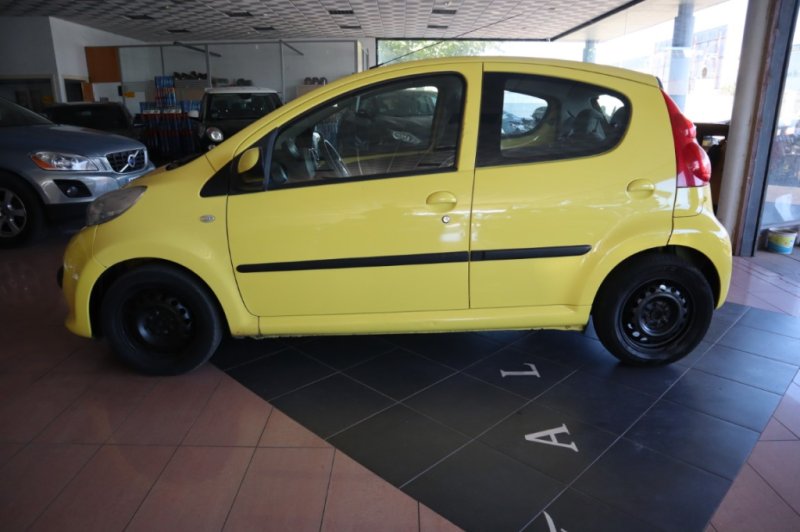 PEUGEOT 107 1.400 HDI CON 55 CV