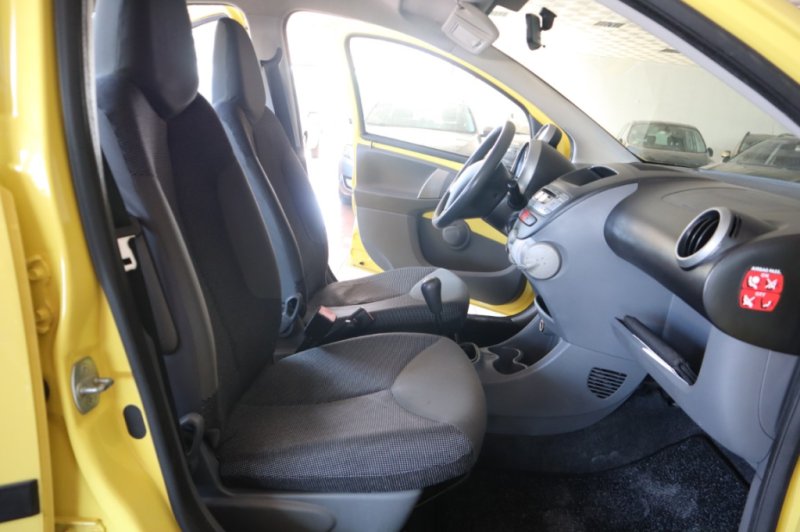 PEUGEOT 107 1.400 HDI CON 55 CV