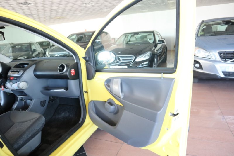 PEUGEOT 107 1.400 HDI CON 55 CV