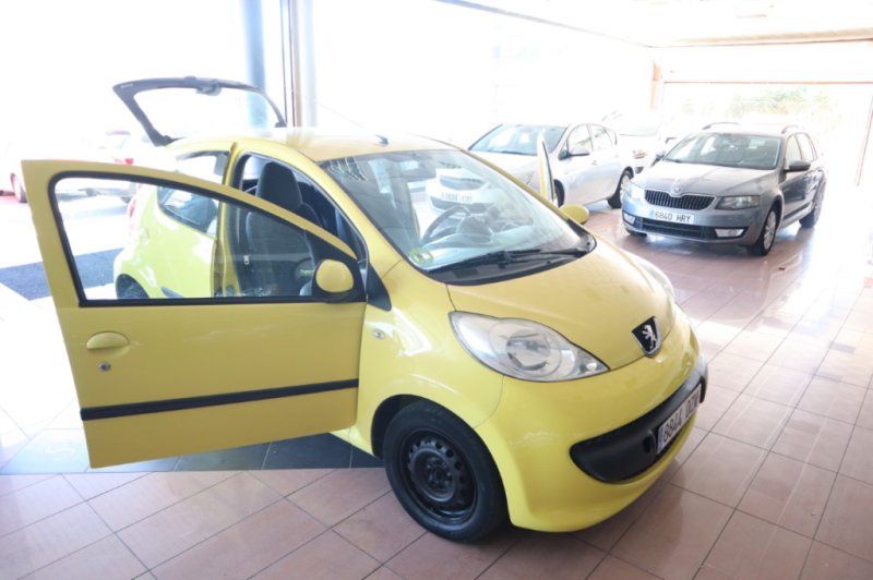 PEUGEOT 107 1.400 HDI CON 55 CV