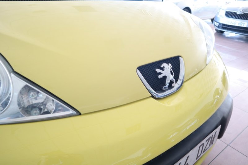 PEUGEOT 107 1.400 HDI CON 55 CV